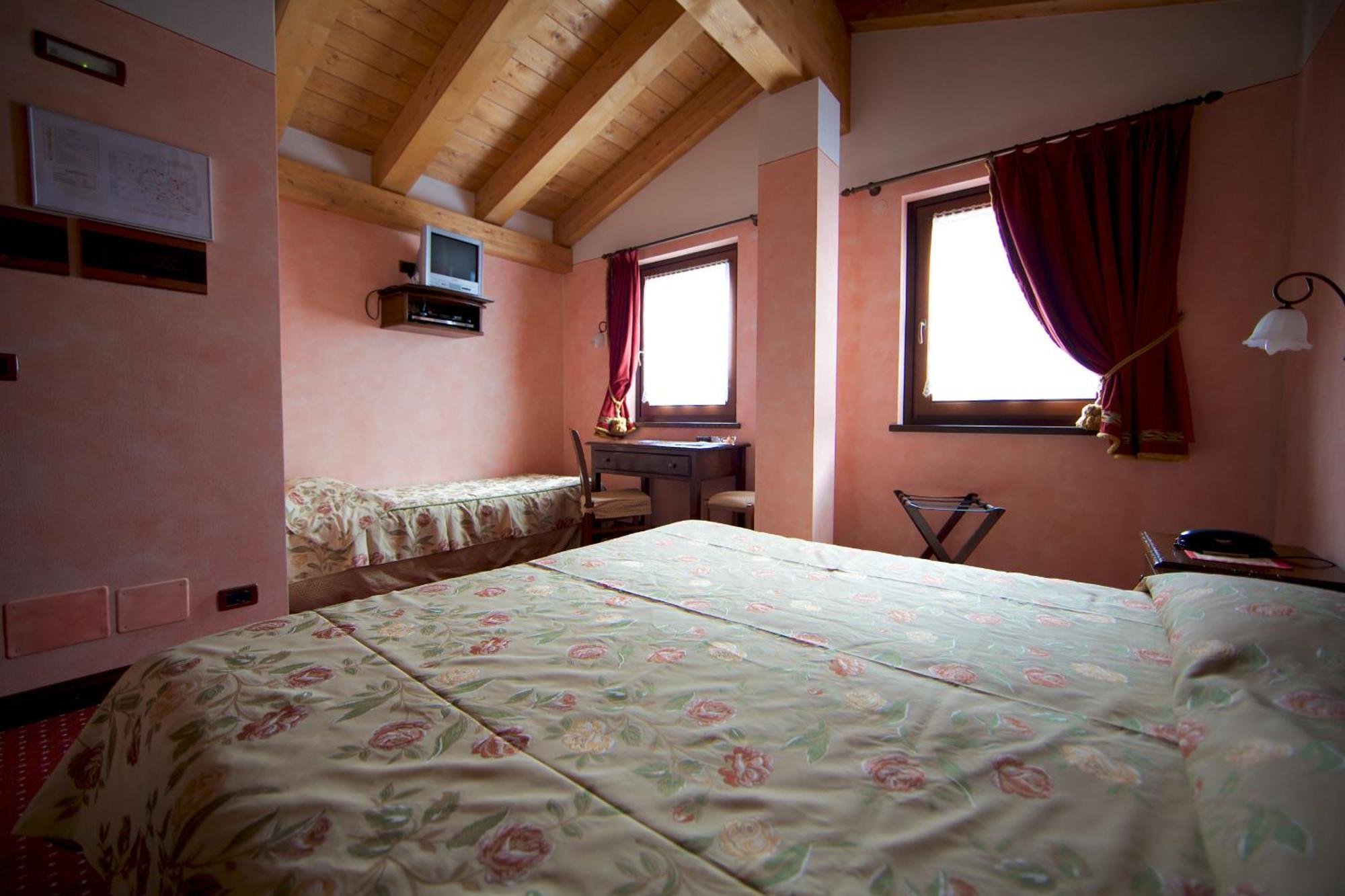 שמפולוק Hotel L' Aiglon חדר תמונה